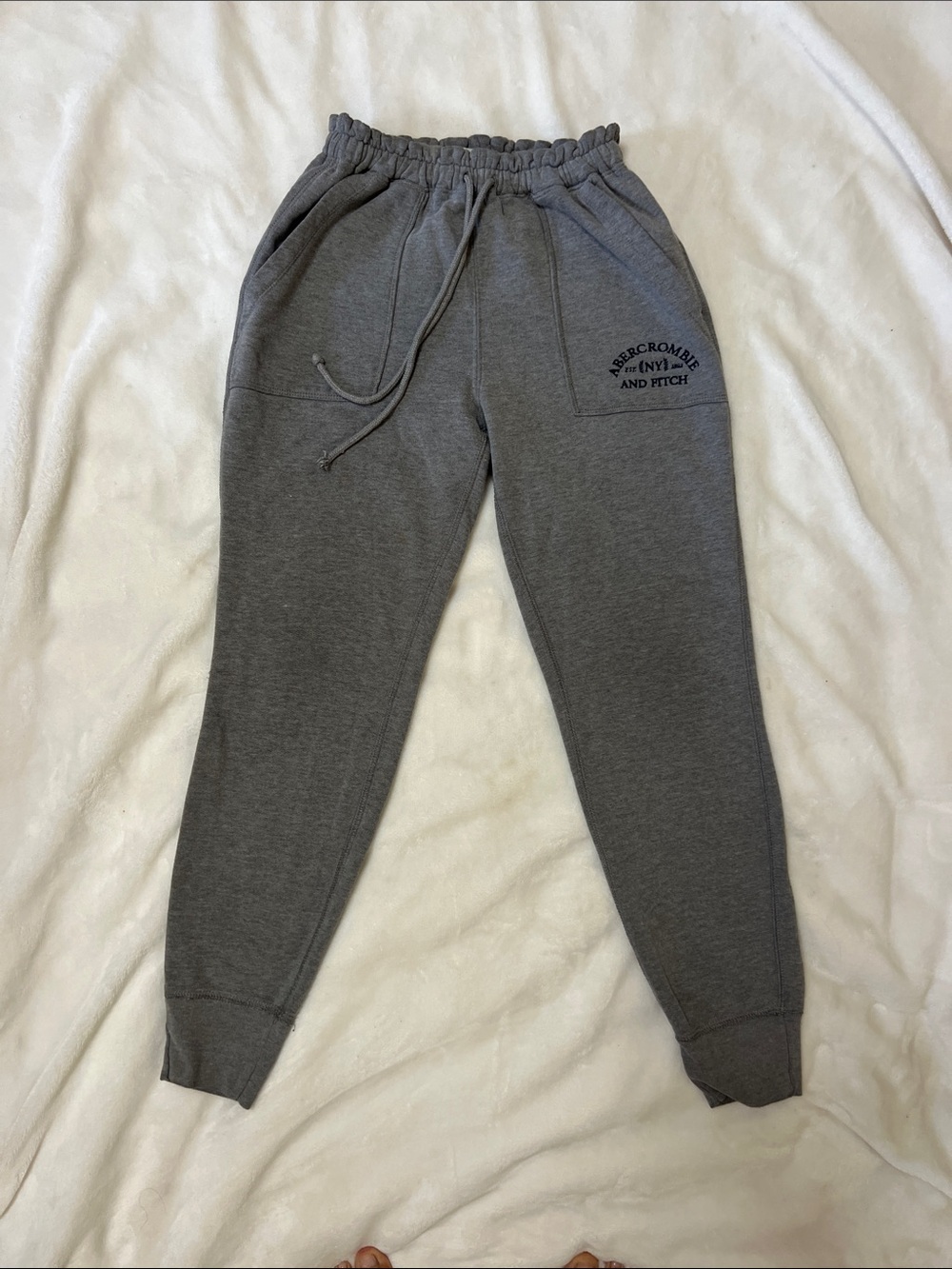 Abercrombie kids Gray Jogger Sweatpants xs